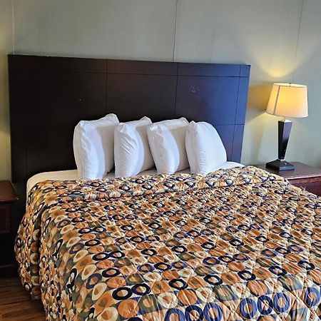Astoria Hotel West Danville Εξωτερικό φωτογραφία